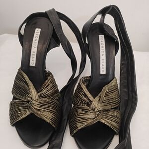 Veronica Beard Calida  Sandal Heel in Gold/Black Size 38.5